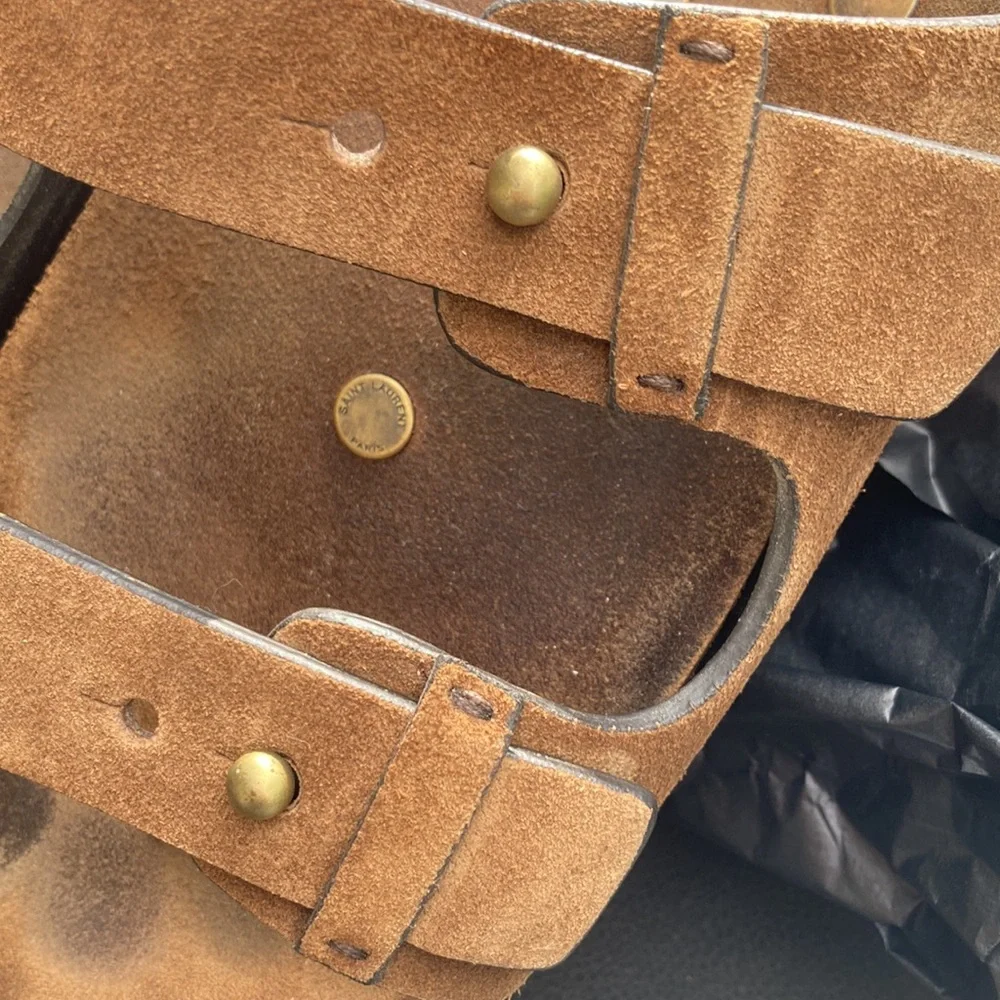 Saint Laurent Jimmy suede sandal. Color is Bridle. Size 42.   Worn twice - Picture 3 of 8